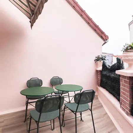 Moderne Avec Terrasse Parking Gratuit