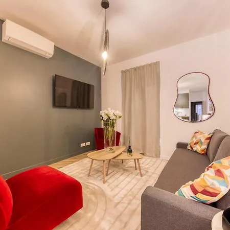 Terrasse Privée Parking Gratuit Métro 9 6 Pers Montreuil (Seine-Saint-Denis)